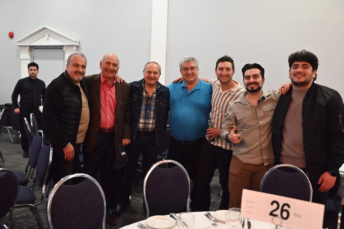 Boy's Night Out — generazioni a confronto alla serata